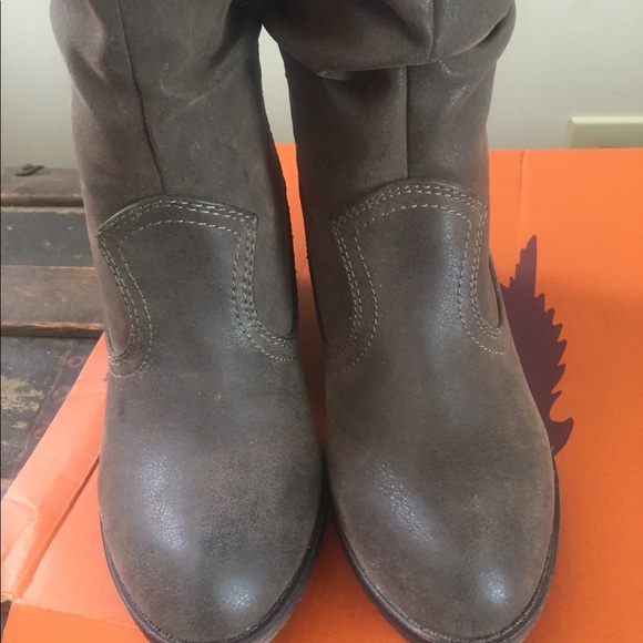 Rocket dog faux leather ankle boots - Picture 2 of 7